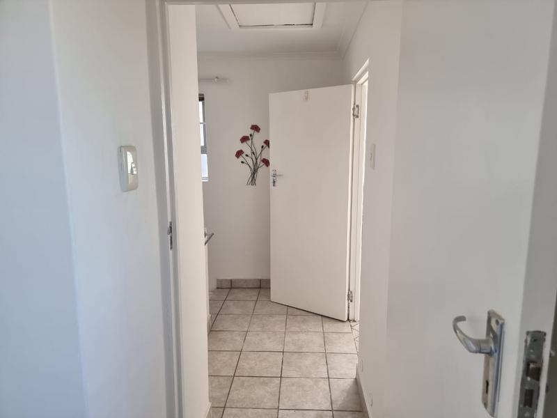 To Let 2 Bedroom Property for Rent in Hartenbos Central Western Cape